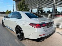 Usata Mercedes E53 AMG Premium Plus 449 CV (330 kW) 2025 Grigio alpino Berlina
