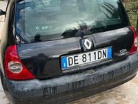 Usata Renault Clio II 54 CV (39 kW) 2006 Nero Berlina