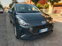 Usata Hyundai i10 Advanced 65 CV (47 kW) 2023 Blu Utilitaria