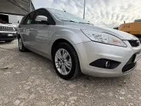 Usata Ford Focus 109 CV (80 kW) 2010 Grigio Station wagon