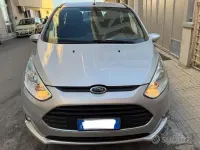 Usata Ford B-MAX Business Edition 75 CV (55 kW) 2017 Grigio Monovolume