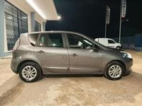 Usata Renault Scénic III XMOD 110 CV (80 kW) 2016 Grigio Monovolume