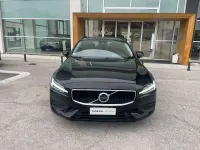 Usata Volvo V60 163 CV (119 kW) 2022 Nero Station wagon