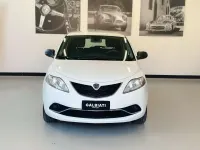 Usata Lancia Ypsilon Silver 69 CV (50 kW) 2016 Bianco Utilitaria