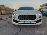 Usata Maserati Levante 275 CV (202 kW) 2016 Bianco SUV