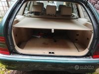 Usata Mercedes 250 2000 Verde Berlina