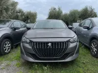 Usata Peugeot 208 Allure 101 CV (74 kW) 2024 Grigio Utilitaria