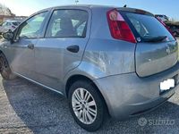 Usata Fiat Grande Punto 65 CV (47 kW) 2007 Grigio Utilitaria