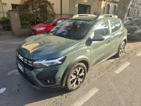 Usata Dacia Sandero Expression 91 CV (66 kW) 2023 Verde Berlina