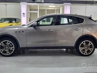 Usata Maserati Levante 275 CV (202 kW) 2017 Grigio SUV