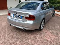 Usata BMW 330 Sport Line 231 CV (169 kW) 2006 Grigio Berlina