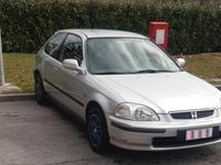 Usata Honda Civic 114 CV (83 kW) 1998 Grigio Berlina