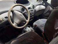 Usata Toyota Yaris 2002 Nero Utilitaria