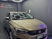 Usata Fiat Tipo Easy 95 CV (69 kW) 2019 Marrone Berlina