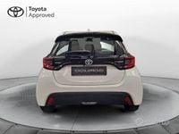 Usata Toyota Yaris Hybrid Trend 116 CV (85 kW) 2022 Bianco Berlina