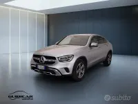 Usata Mercedes GLC200 163 CV (119 kW) 2021 Argento SUV