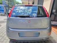 Usata Fiat Grande Punto Dynamic 65 CV (47 kW) 2008 Grigio Utilitaria