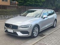 Usata Volvo V60 Business Edition 197 CV (144 kW) 2021 Grigio Station wagon