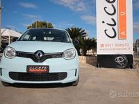 Usata Renault Twingo Equilibre 60 kW (82 CV) 2023 Blu Utilitaria