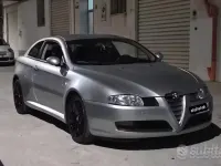 Usata Alfa Romeo GT 166 CV (122 kW) 2004 Grigio Coupé
