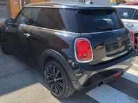 Usata Mini ONE Hype 102 CV (75 kW) 2019 Utilitaria