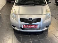 Usata Toyota Yaris 69 CV (50 kW) 2007 Grigio Berlina