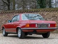 Begagnad Mercedes SLC280 185 HK (136 kW) 1975 Röd Sportkupé