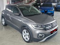 Usado VW T-Cross Advance 110 CV (80 kW) 2020 Gris SUV