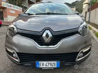 Usata Renault Captur 90 CV (66 kW) 2014 Grigio SUV