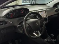 Usata Peugeot 208 Allure 82 CV (60 kW) 2017 Grigio Utilitaria