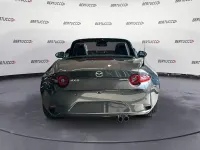 Nuova Mazda MX5 132 CV (97 kW) 2026 Machine grey Cabrio