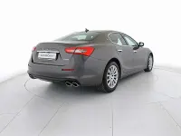 Usata Maserati Ghibli 275 CV (202 kW) 2017 Grigio maratea Berlina