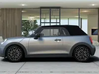 Usata Mini Cooper Cabriolet Favoured 163 CV (119 kW) 2025 Copper grey Cabrio