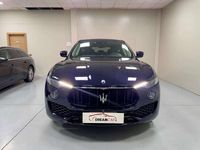 Usata Maserati Levante 250 CV (183 kW) 2018 Blu/azzurro SUV