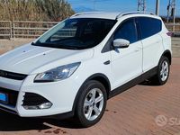 Usata Ford Kuga Titanium 120 CV (88 kW) 2016 Bianco SUV