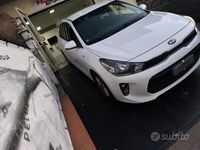 Usata Kia Rio 86 CV (63 kW) 2016 Bianco Utilitaria