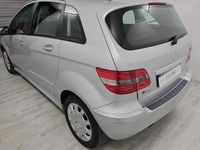 Usata Mercedes B180 Executive 109 CV (80 kW) 2010 Argento Monovolume