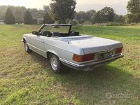 Usata Mercedes SL380 204 CV (150 kW) 1983 Grigio Cabrio