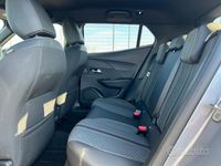 Usata Peugeot 2008 Allure 131 CV (96 kW) 2025 Grigio SUV