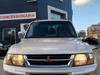 Usata Mitsubishi Pajero 160 CV (117 kW) 2002 Grigio SUV