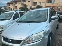 Usata Ford Focus 100 CV (73 kW) 2012 Grigio Berlina