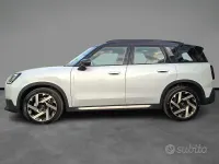 Usata Mini Countryman Favoured 150 CV (110 kW) 2024 Bianco SUV