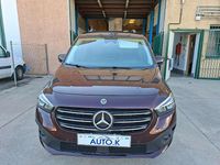 Usata Mercedes 180 Premium 116 CV (85 kW) 2023 Rubellite Berlina