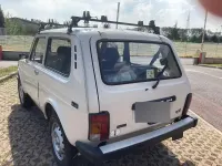 Usata Lada niva 80 CV (58 kW) 1995 Bianco SUV