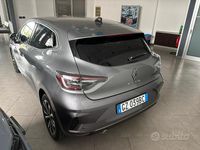 Usata Renault Clio V Techno 91 CV (66 kW) 2025 Grigio Berlina