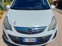 Usata Opel Corsa Cosmo 95 CV (69 kW) 2011 Bianco Utilitaria