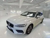 Usata Volvo V60 Business Edition 197 CV (144 kW) 2021 Bianco Station wagon
