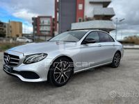 Usata Mercedes E220 Business 194 CV (142 kW) 2019 Grigio Berlina