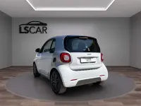 Usata Smart ForTwo Cabrio Brabus 89 CV (65 kW) 2017 Bianco Cabrio