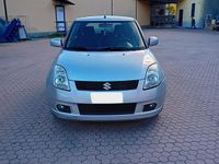 Usata Suzuki Swift GLX 92 CV (67 kW) 2005 Grigio Berlina